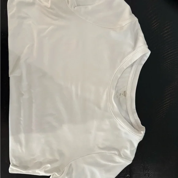 Beyond Yoga Feather Weight Short Sleeve Tee - Picture 4 of 5